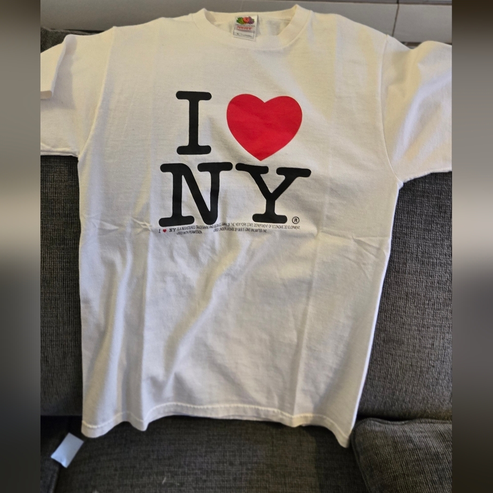 Vintage Fruit of the Loom USA 1980s Trademark White "I Love NY" T-Shirt MINT